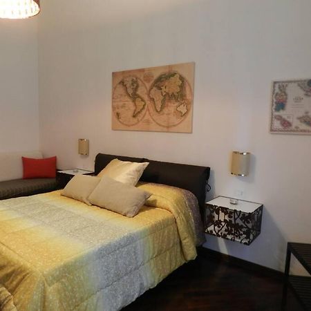 B&B Domus Garibaldi Salernes Extérieur photo