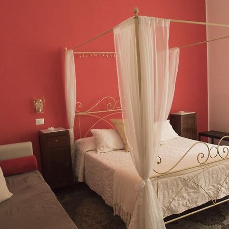 B&B Domus Garibaldi Salernes Extérieur photo