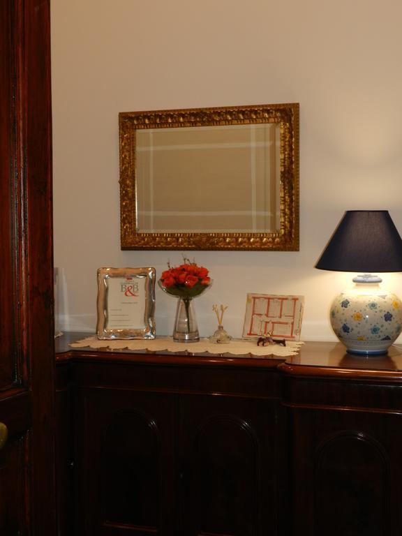 B&B Domus Garibaldi Salernes Extérieur photo