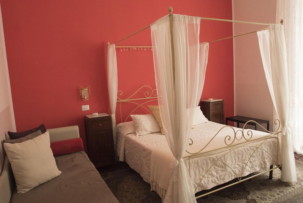 B&B Domus Garibaldi Salernes Extérieur photo