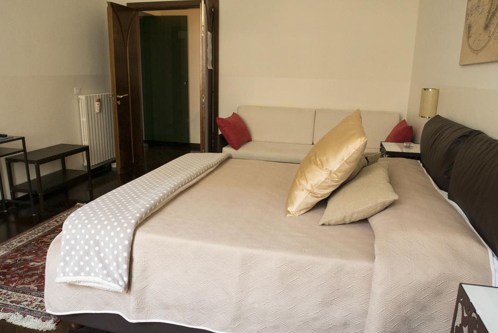 B&B Domus Garibaldi Salernes Extérieur photo