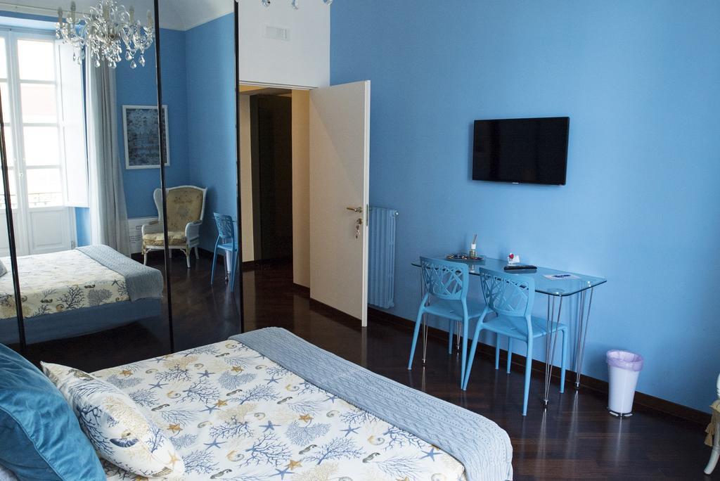 B&B Domus Garibaldi Salernes Extérieur photo